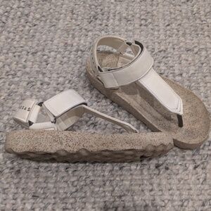 As Portuguesas : Cork Sole FIZZ White Sandal with Velcro Strap 36